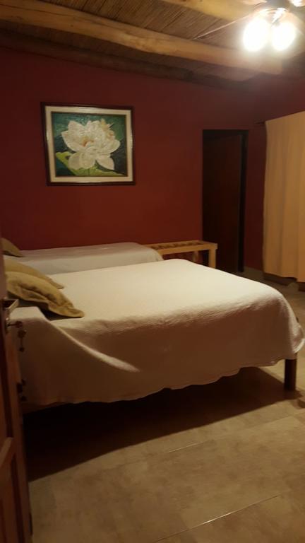 Los Colorados Hostal Angastaco Extérieur photo